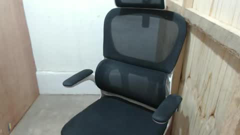 Snapshot of loving_ellah19 chatting on November 10, 2025, 1:21 pm loving_ellah19 online show from November 10, 2025, 1:21 pm