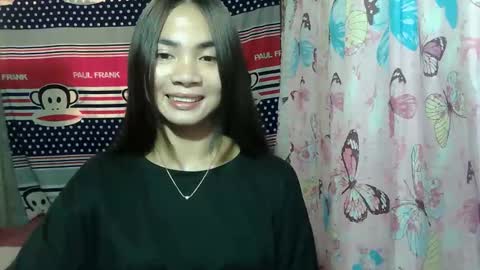 Snapshot of loving_rhean chatting on May 10, 2026, 2:28 am loving_rhean online show from May 10, 2026, 2:28 am