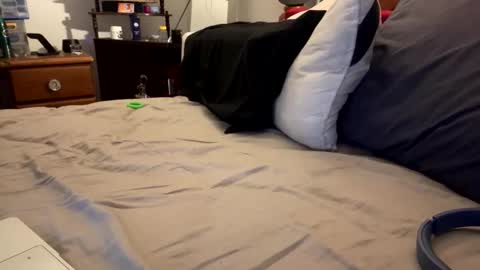 Snapshot of lowkey42011 chatting on October 27, 2025, 2:32 pm lowkey42011 online show from October 27, 2025, 2:32 pm