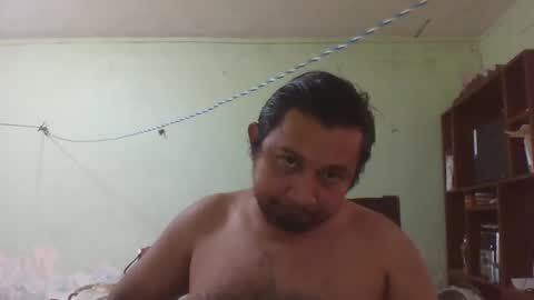 lpmauriciosantamaria online show from April 2, 2026, 1:20 pm