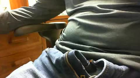 Snapshot of ltj54 chatting on October 31, 2025, 4:41 pm ltj54 online show from October 31, 2025, 4:41 pm