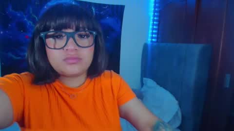 Mariana    online show from November 5, 2025, 11:16 pm