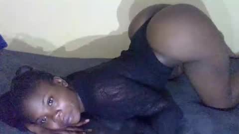 lu_lu21 online show from February 26, 2025, 6:47 am