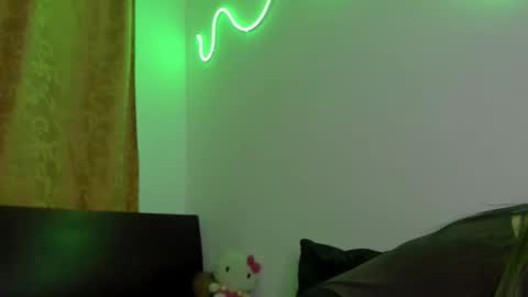 Jenn online show from March 28, 2026, 8:41 pm