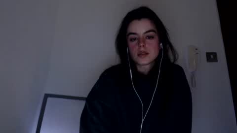 Snapshot of luana789 chatting on December 17, 2024, 10:22 pm luana online show from December 17, 2024, 10:22 pm