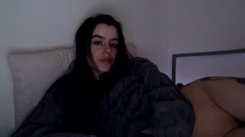 Snapshot of luana789 chatting on December 20, 2024, 1:25 am luana online show from December 20, 2024, 1:25 am