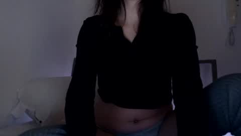 Snapshot of luana789 chatting on January 8, 2025, 1:32 am luana online show from January 8, 2025, 1:32 am