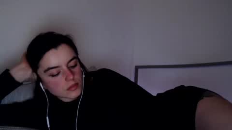 Snapshot of luana789 chatting on January 11, 2025, 10:18 pm luana online show from January 11, 2025, 10:18 pm