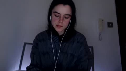 Snapshot of luana789 chatting on January 16, 2025, 10:23 pm luana online show from January 16, 2025, 10:23 pm