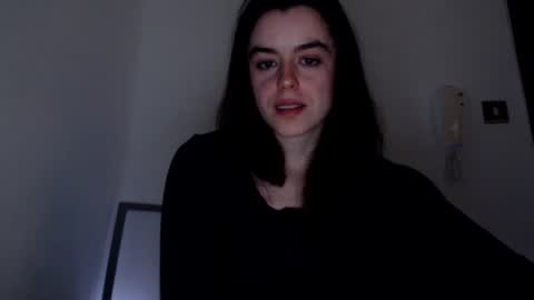 Snapshot of luana789 chatting on February 16, 2025, 10:21 pm luana online show from February 16, 2025, 10:21 pm