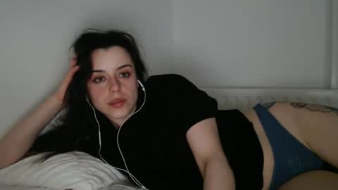 Snapshot of luana789 chatting on November 1, 2025, 10:34 pm luana online show from November 1, 2025, 10:34 pm