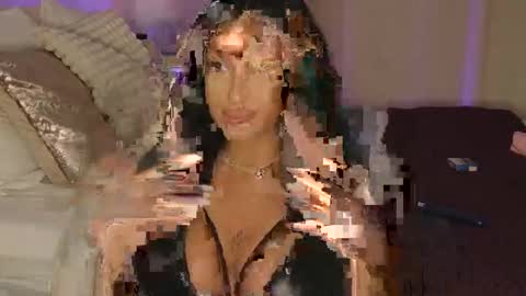 Luana Dess online show from May 8, 2026, 4:45 pm