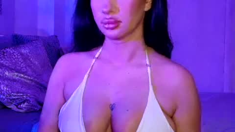 Luana Dess online show from June 24, 2026, 8:30 pm
