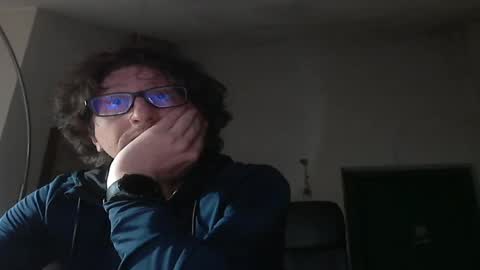 luca78 online show from April 26, 2026, 9:23 pm