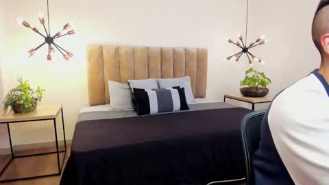 Snapshot of luca_morettii chatting on September 18, 2025, 12:07 pm luca_morettii online show from September 18, 2025, 12:07 pm