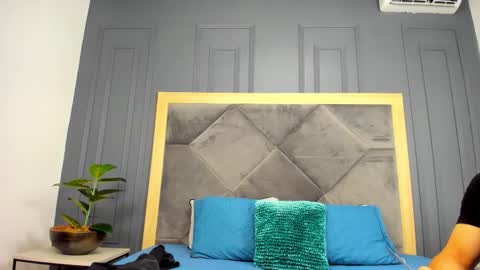 Snapshot of luca_morettii chatting on October 3, 2025, 12:13 pm luca_morettii online show from October 3, 2025, 12:13 pm