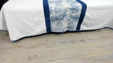 Snapshot of luca_morettii chatting on October 14, 2025, 12:17 pm luca_morettii online show from October 14, 2025, 12:17 pm