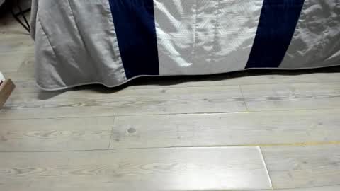 luca_morettii online show from January 8, 2026, 11:56 am