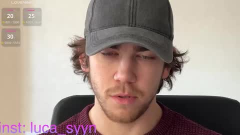 Luca S online show from October 22, 2025, 8:14 am