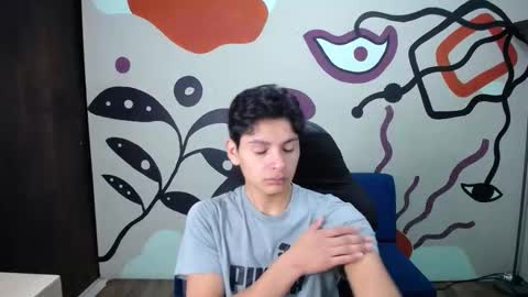 Snapshot of luca_vega chatting on October 27, 2025, 12:42 pm luca online show from October 27, 2025, 12:42 pm