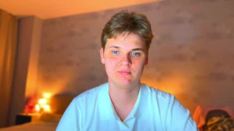 Lucas Gill online show from April 15, 2026, 7:54 pm