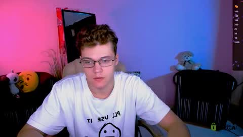 lucas_long_ online show from October 16, 2025, 5:19 am