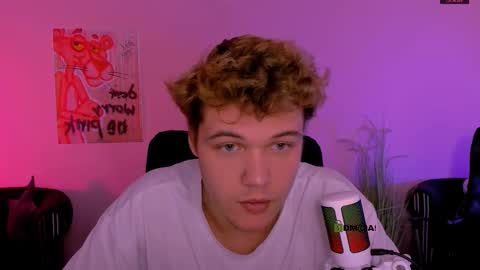 lucas_long_ online show from December 17, 2025, 9:48 am