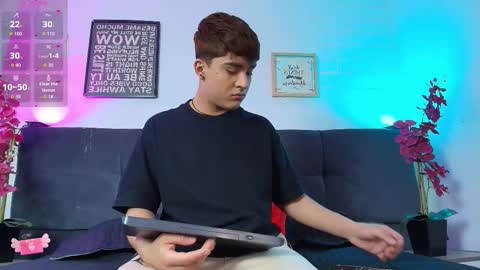 Snapshot of lucas_lovee chatting on February 22, 2026, 3:18 am Lucas lovee online show from February 22, 2026, 3:18 am