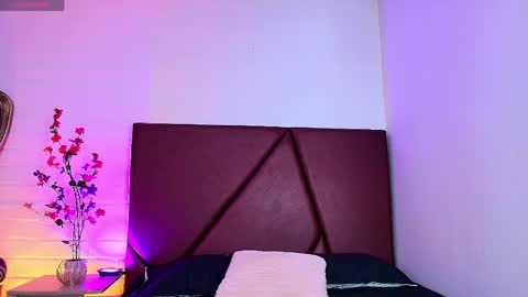 Lucas lovee online show from April 5, 2026, 1:41 pm