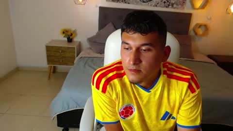 lucas morenty online show from July 3, 2026, 8:48 pm
