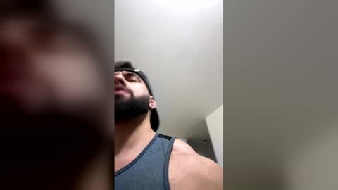 lucas_wolfx online show from April 12, 2026, 10:15 pm