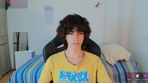 lucas_xo online show from February 20, 2026, 12:40 am