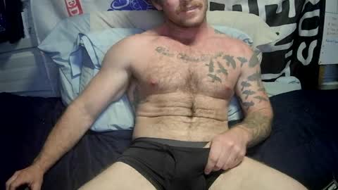 Snapshot of lucascumsalot chatting on June 24, 2026, 2:43 am Lucas online show from June 24, 2026, 2:43 am
