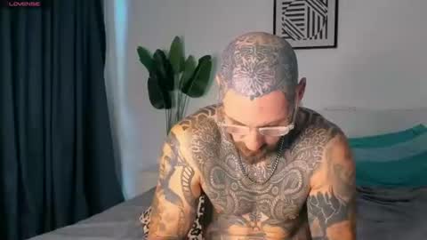 lucasexclusive online show from July 18, 2026, 4:38 am