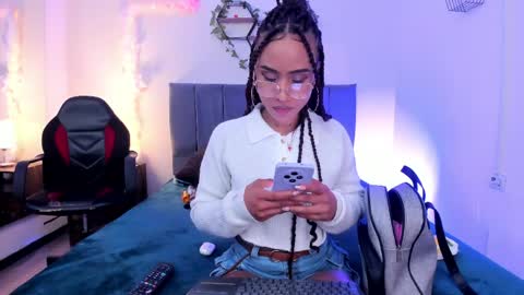 Lucero  online show from April 9, 2026, 3:17 am