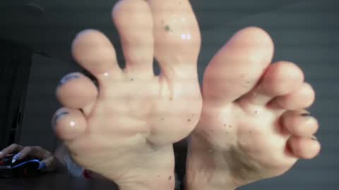 Snapshot of luci_fer_devil_1 chatting on December 25, 2024, 10:06 am Veronica Rati online show from December 25, 2024, 10:06 am