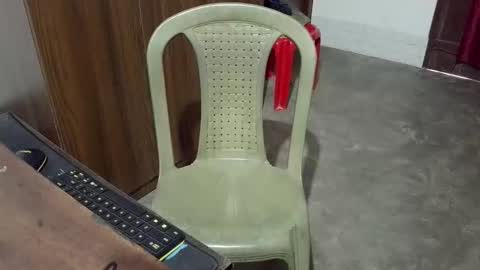 luci_ri online show from October 12, 2025, 4:22 am