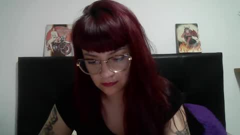 Lulu DCarton online show from June 10, 2026, 4:01 am