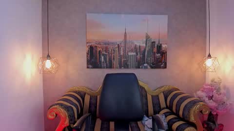 Lucla online show from October 24, 2025, 8:49 pm