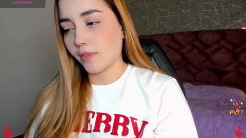 Snapshot of lucia_star_ chatting on January 25, 2025, 7:07 pm lucia star online show from January 25, 2025, 7:07 pm