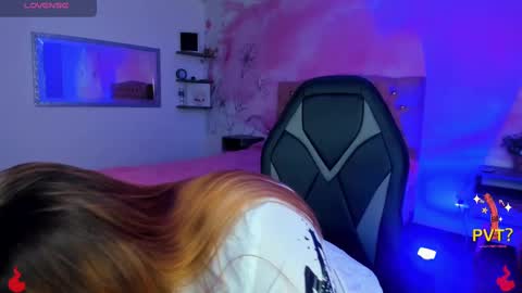 Snapshot of lucia_star_ chatting on March 5, 2025, 6:01 am lucia star online show from March 5, 2025, 6:01 am