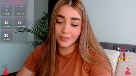 Snapshot of lucia_star_ chatting on October 16, 2025, 9:05 pm lucia star online show from October 16, 2025, 9:05 pm