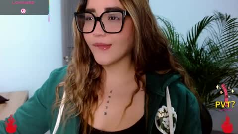 lucia star  online show from April 13, 2026, 5:51 pm