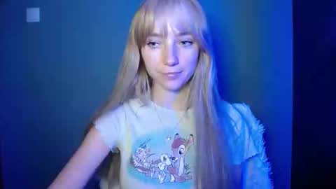 Snapshot of luciacam20 chatting on September 29, 2025, 6:57 pm Lucy online show from September 29, 2025, 6:57 pm