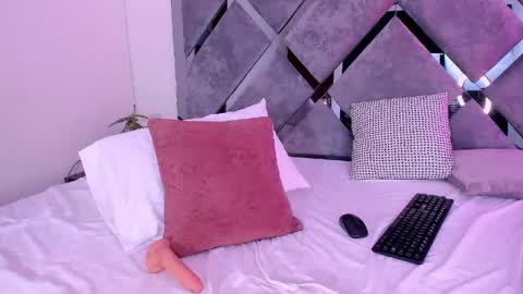 Snapshot of luciagray chatting on May 26, 2026, 11:34 pm Lucia Gray online show from May 26, 2026, 11:34 pm