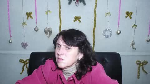 LuciaMi online show from December 18, 2024, 6:03 pm