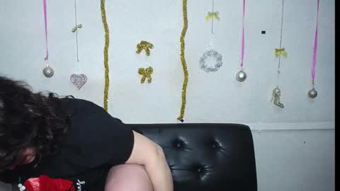 LuciaMi online show from January 14, 2025, 9:20 pm