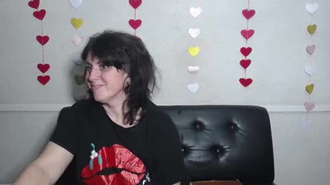 LuciaMi online show from February 9, 2025, 3:23 pm