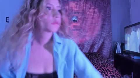 Snapshot of luciana_evaans chatting on November 6, 2025, 2:07 pm Luciana Evans online show from November 6, 2025, 2:07 pm