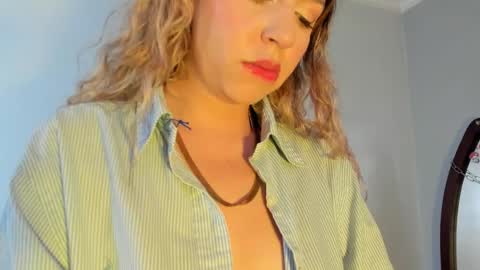 Snapshot of luciana_evaans chatting on February 17, 2026, 1:07 pm Luciana Evans online show from February 17, 2026, 1:07 pm